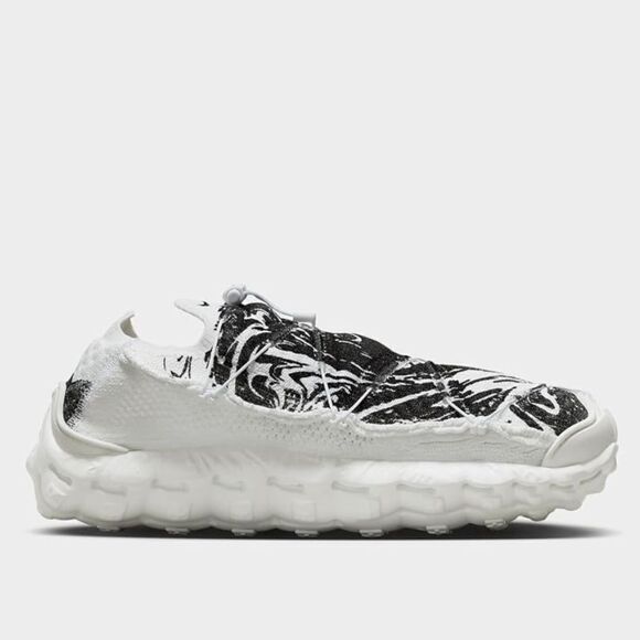 Nike ISPA Mindbody Shoes (White/Summit White/Black) Size 9 main image 5